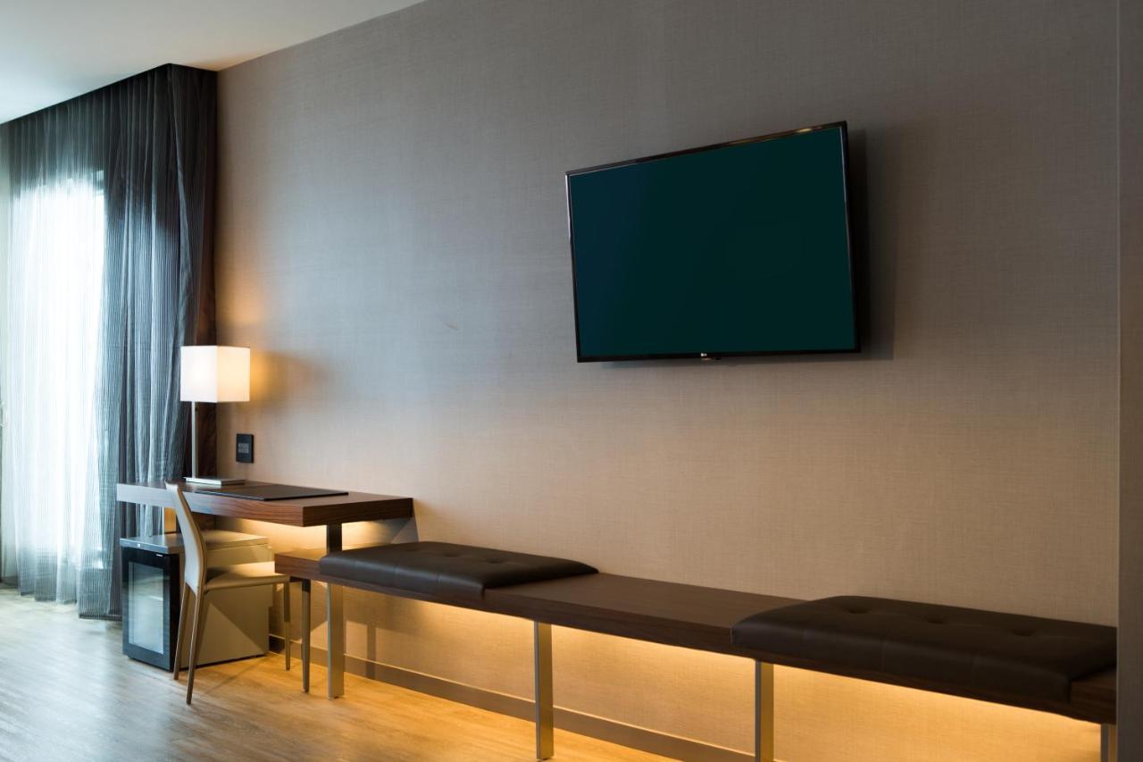 Ac Hotel Cincinnati At Liberty Center West Chester Exteriör bild
