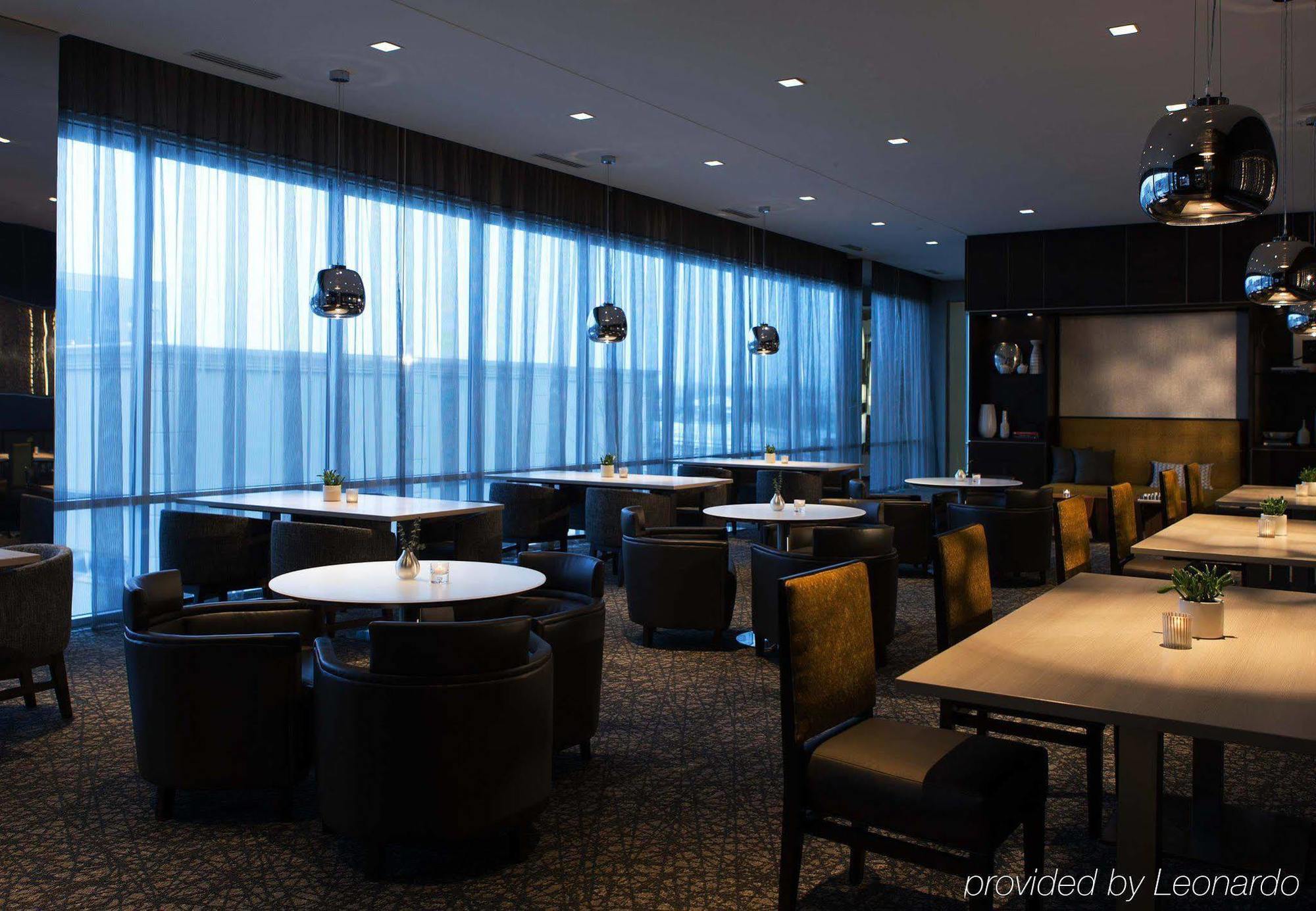 Ac Hotel Cincinnati At Liberty Center West Chester Exteriör bild