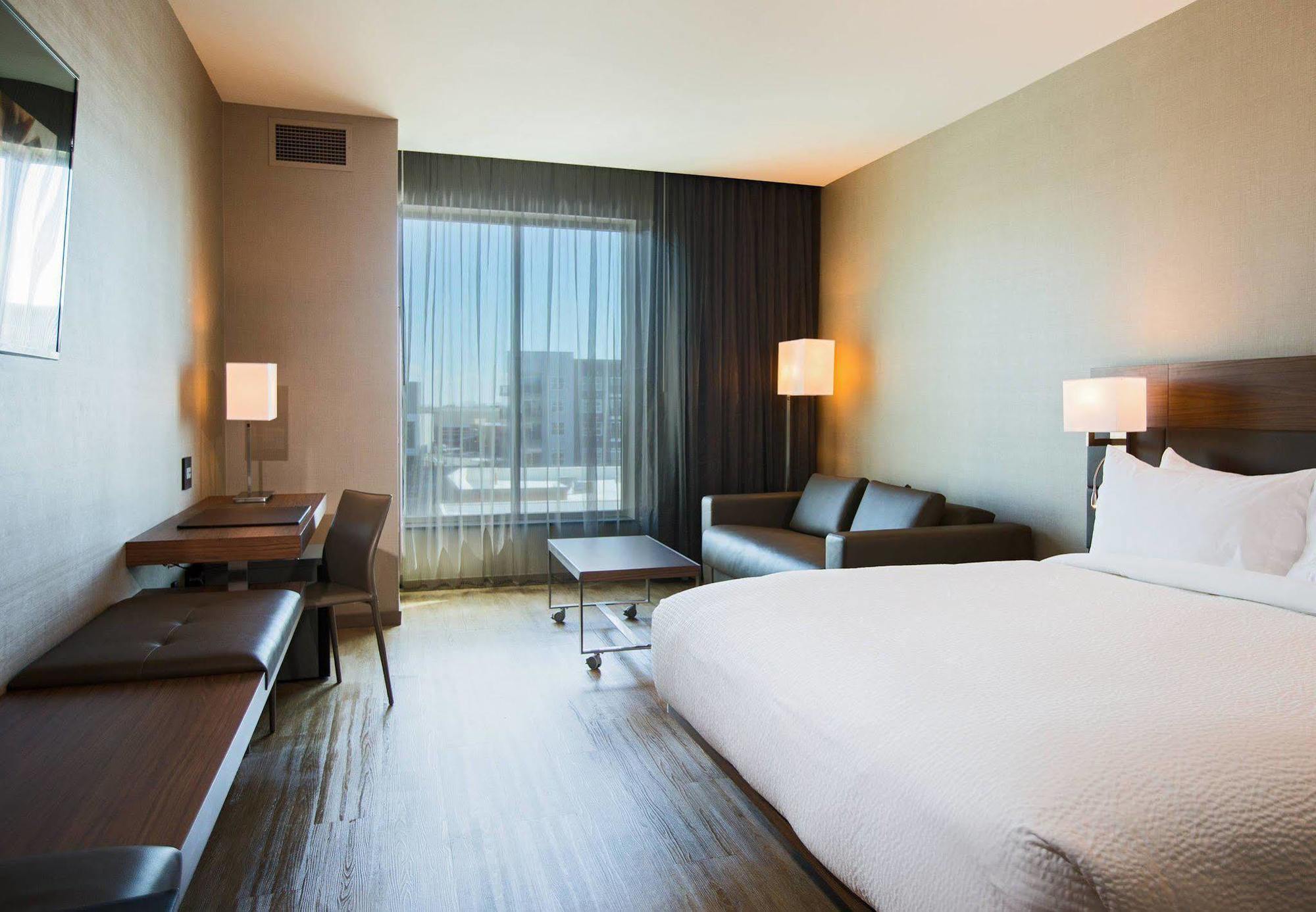 Ac Hotel Cincinnati At Liberty Center West Chester Exteriör bild